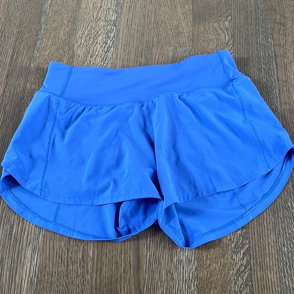 NWOT 4” lululemon speed up shorts
